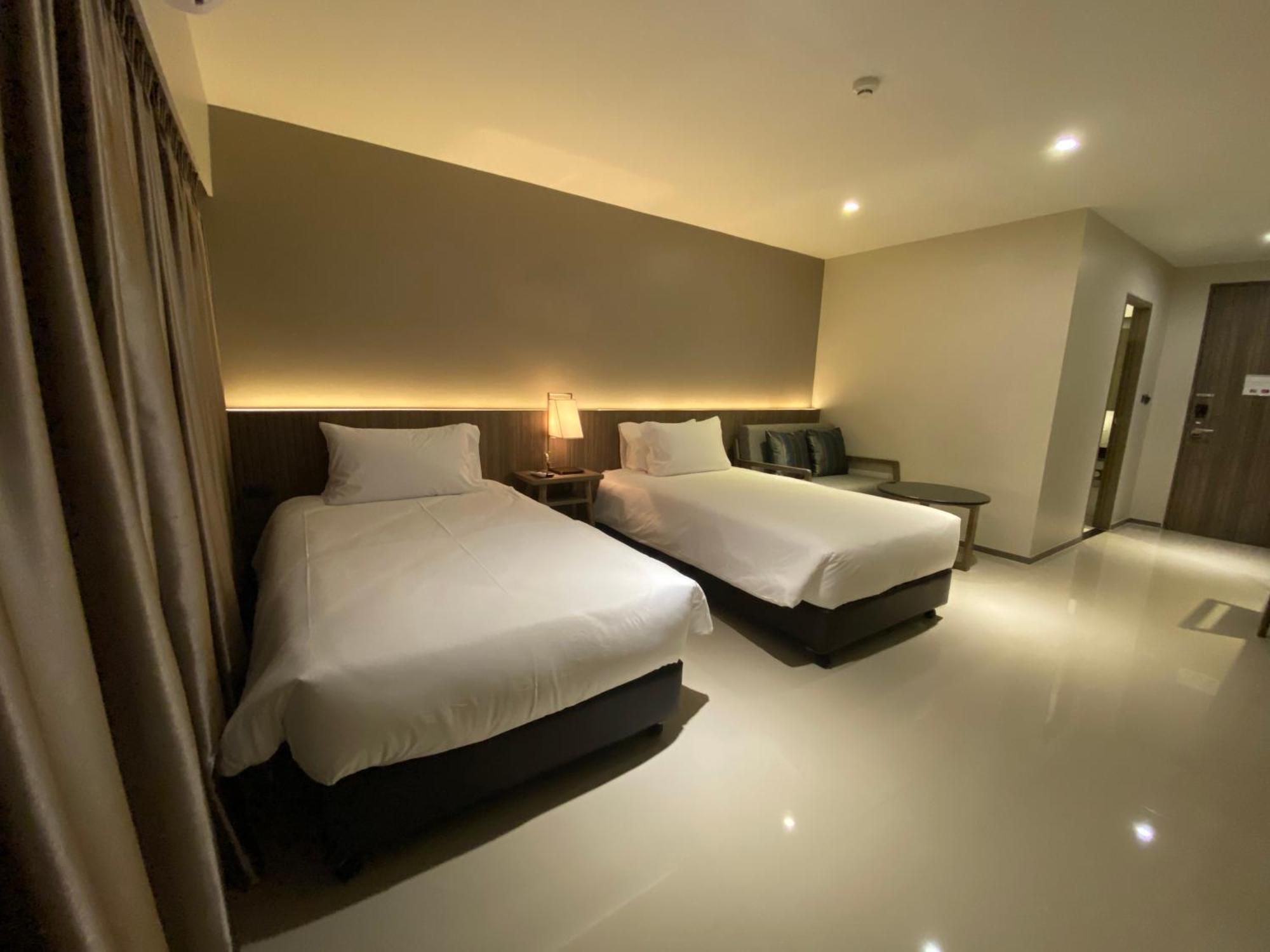The Madera Lodge Pattaya Jomtien Beach Zewnętrze zdjęcie